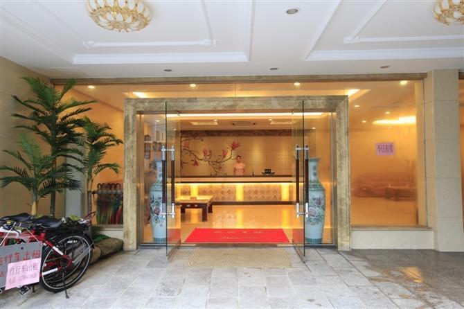 Yangshuo Hua Xiang Man Ting West Street Hotel エクステリア 写真