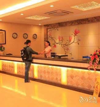 Yangshuo Hua Xiang Man Ting West Street Hotel エクステリア 写真